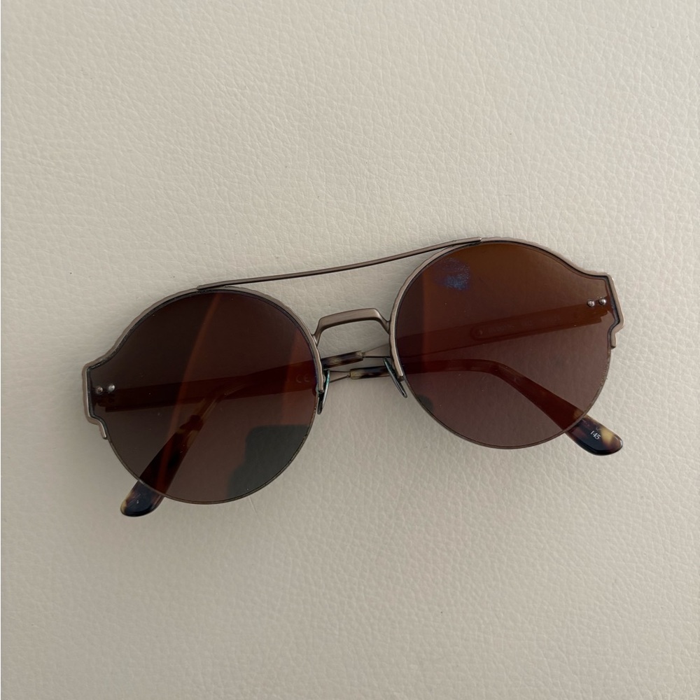 Bottega Veneta brown sun glasses with original leather pouch